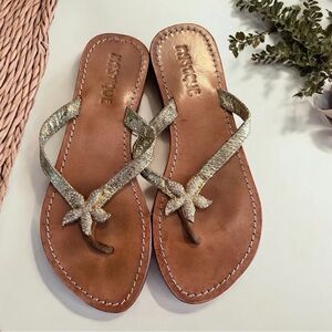 Mystique Leather Gold Crystal Rhinestone Starfish Embellished Thong Sandal Boho